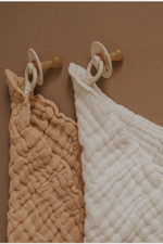 GAUZE PACIFIER LOVEY - BEIGE
